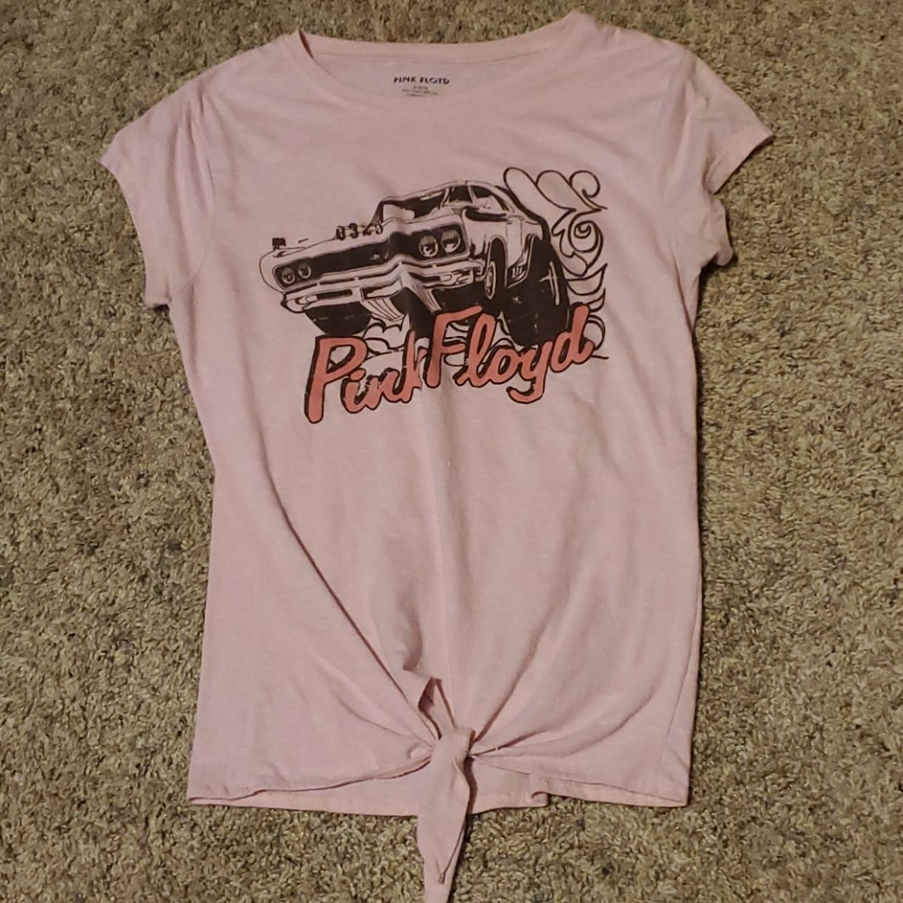 Pink Floyd shirt